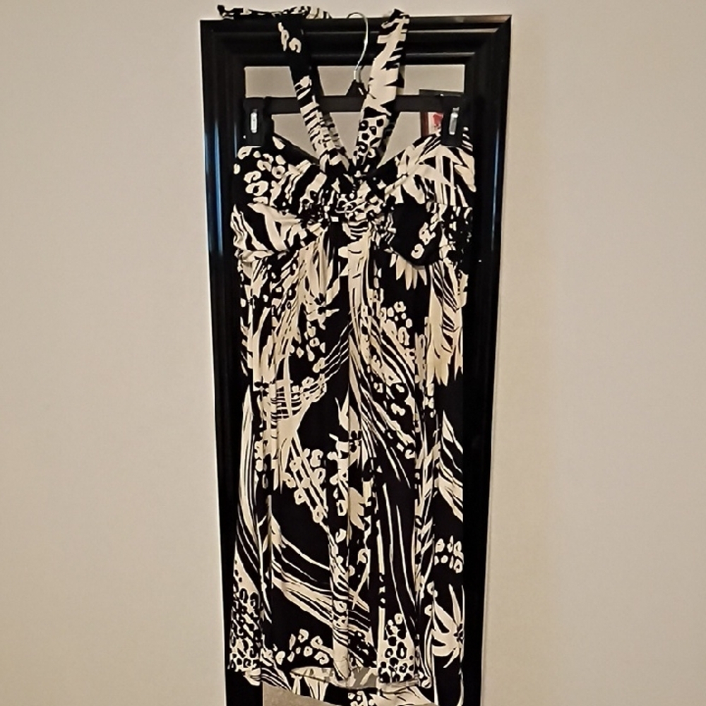 Elegant Black and White Floral Dress
